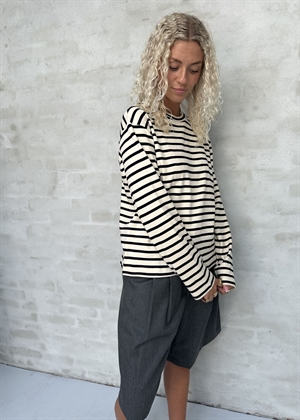 Nete stripe bluse Offwhite/Black Boii Studios